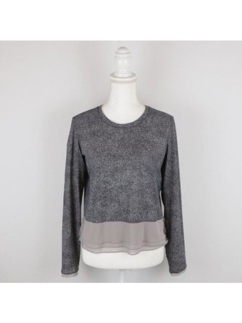 Lululemon Sole Training Women's Size 6 Black Gray Lightweight Performance Top